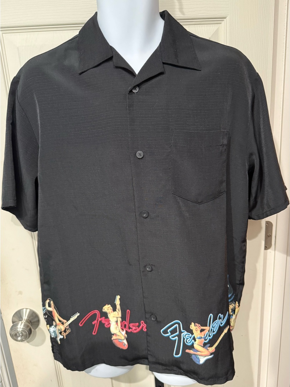 Hard Rock Cafe Black Short-Sleeve Button-Up Shirt with Colorful Hem Graphics